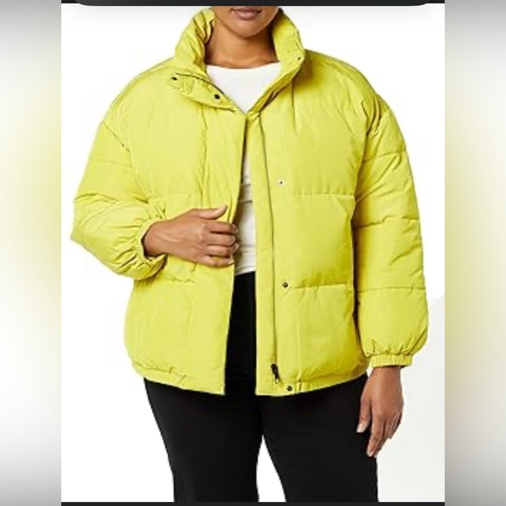 Daily Ritual Women's Bright Yellow Puffer Jacket - Picture 4 of 10